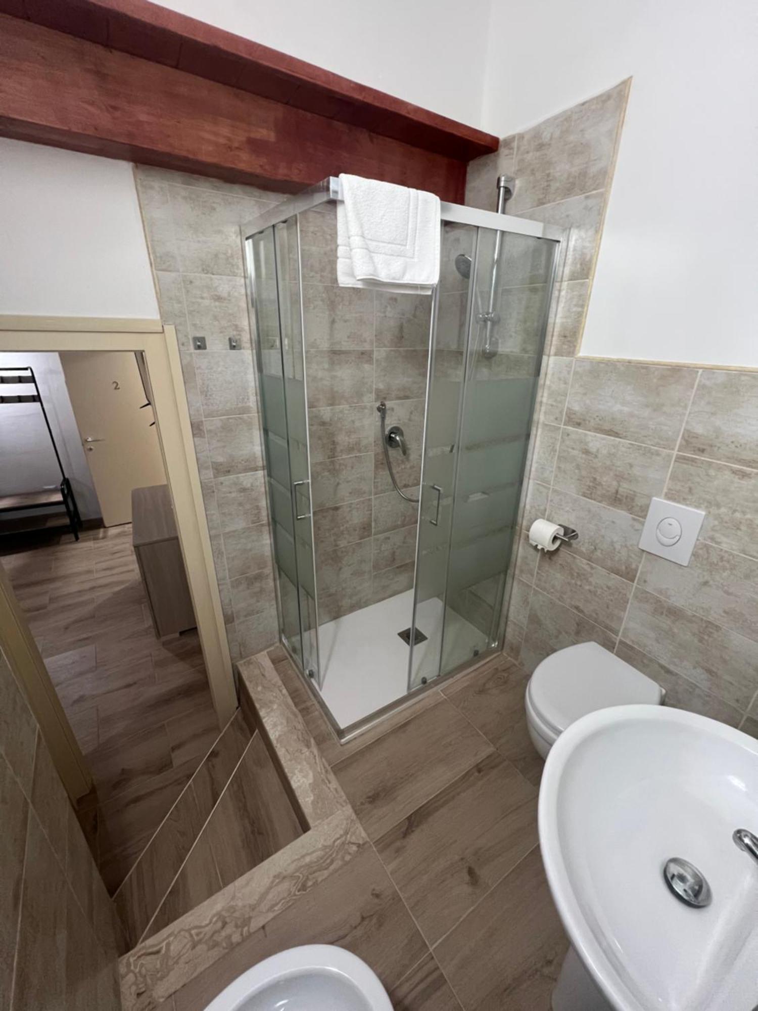 Station Rooms37 Sassari Bagian luar foto